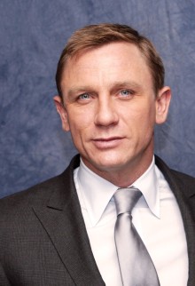Daniel Craig